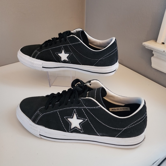 Converse Shoes - 𝅺converse One Star Pro Suede Converse BLACK Men's 9 Women's 10.5 Worn Once euc!